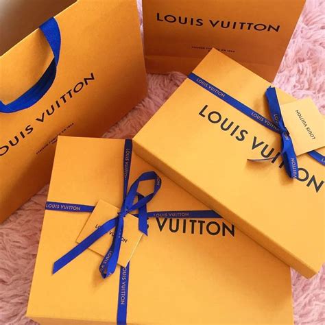 louis vuitton cadeaubon|louis vuitton designer gifts.